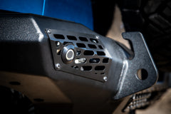 https://serenity-foxfactory.asset.akeneo.cloud/fox_asset_family/media/Blue_Bronco_CWL_Rear_bumper_sensors_04.jpg